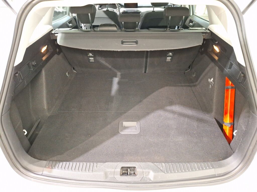 Ford Focus 2019 Valkoinen