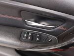 BMW 320 2012 Punainen