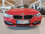 BMW 320 2012 Punainen