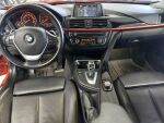 BMW 320 2012 Punainen