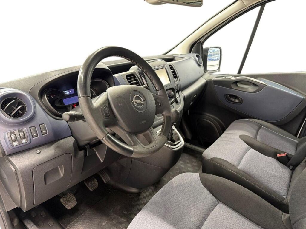 Opel Vivaro 2019 Valkoinen