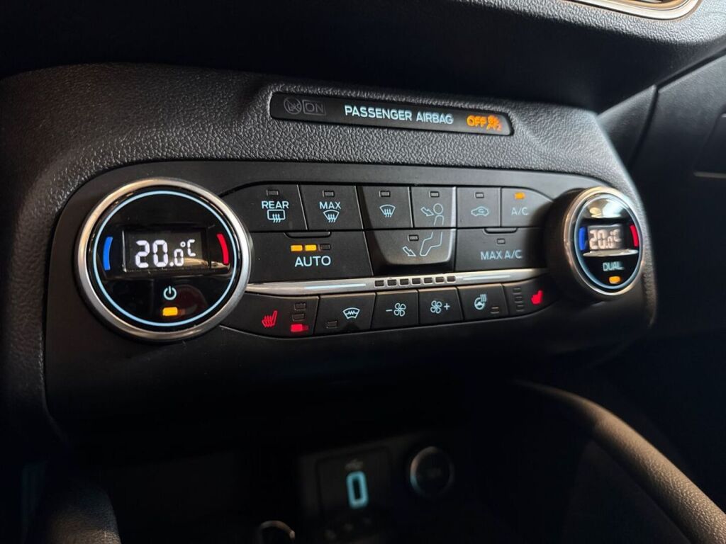 Ford Focus 2019 Valkoinen