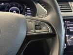 Skoda Octavia 2019 Musta