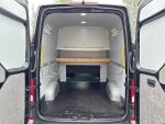 Volkswagen Crafter 2020 Musta