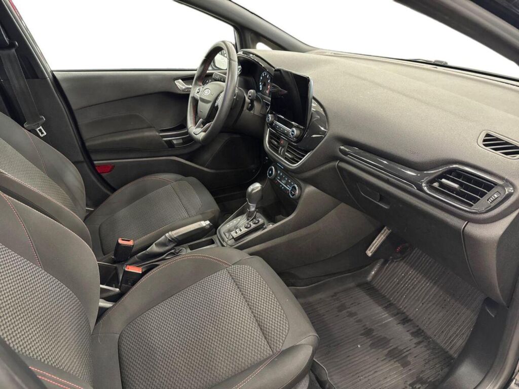 Ford Fiesta 2019 Musta