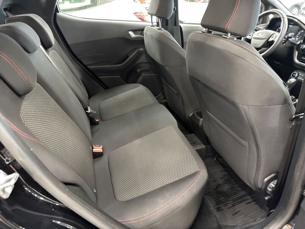 Ford Fiesta 2019 Musta