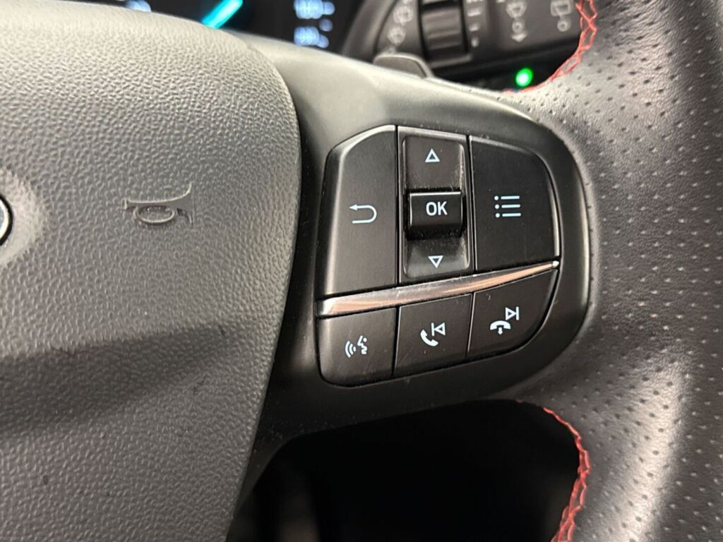 Ford Fiesta 2019 Musta