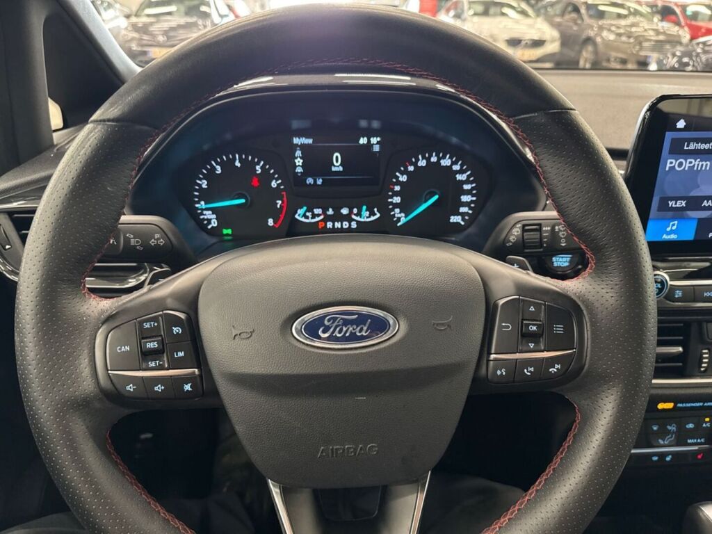 Ford Fiesta 2019 Musta