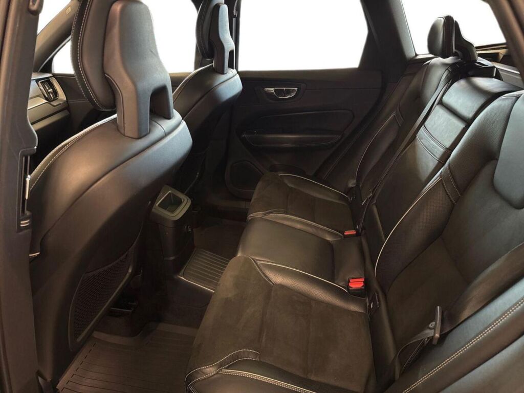 Volvo XC60 2018 Harmaa