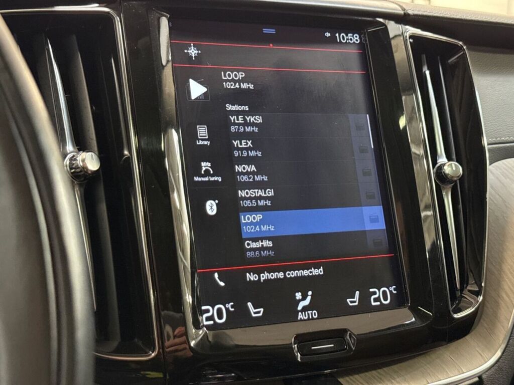 Volvo XC60 2019 Musta
