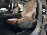 Volvo XC60 2019 Musta
