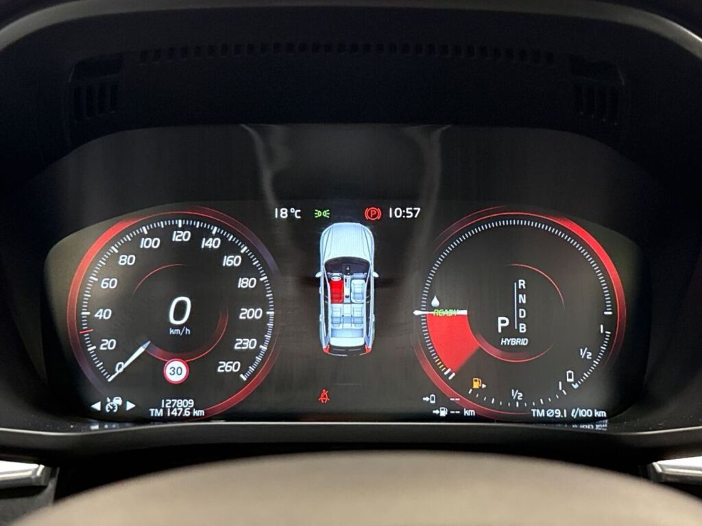 Volvo XC60 2019 Musta