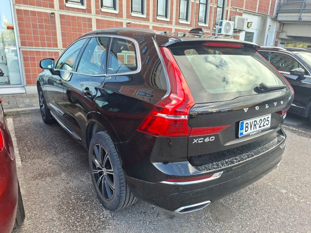 Volvo XC60 2019 Musta