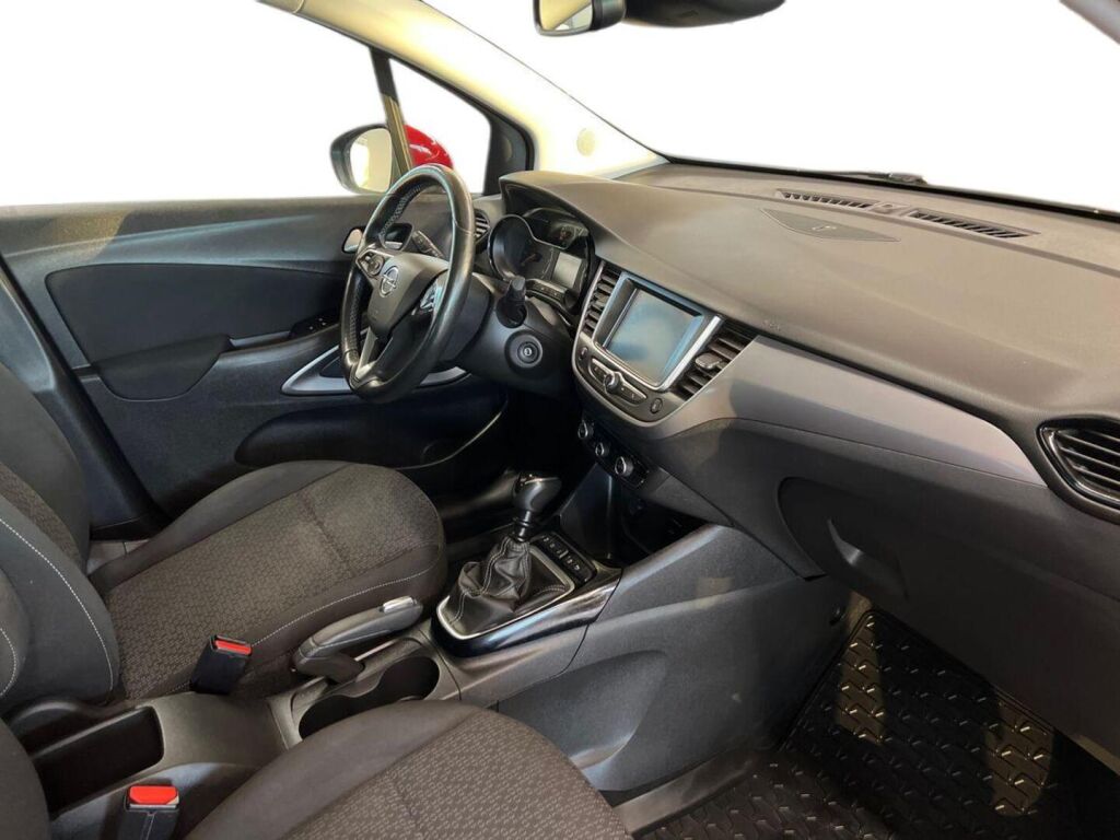 Opel Crossland X 2019 Punainen