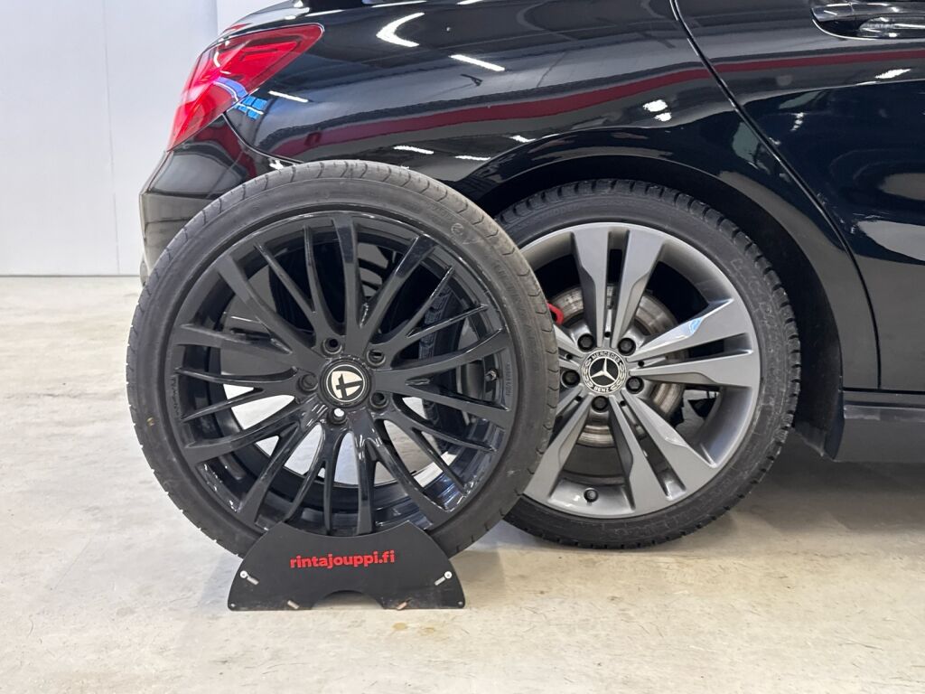 Mercedes-Benz CLA 2019 Musta