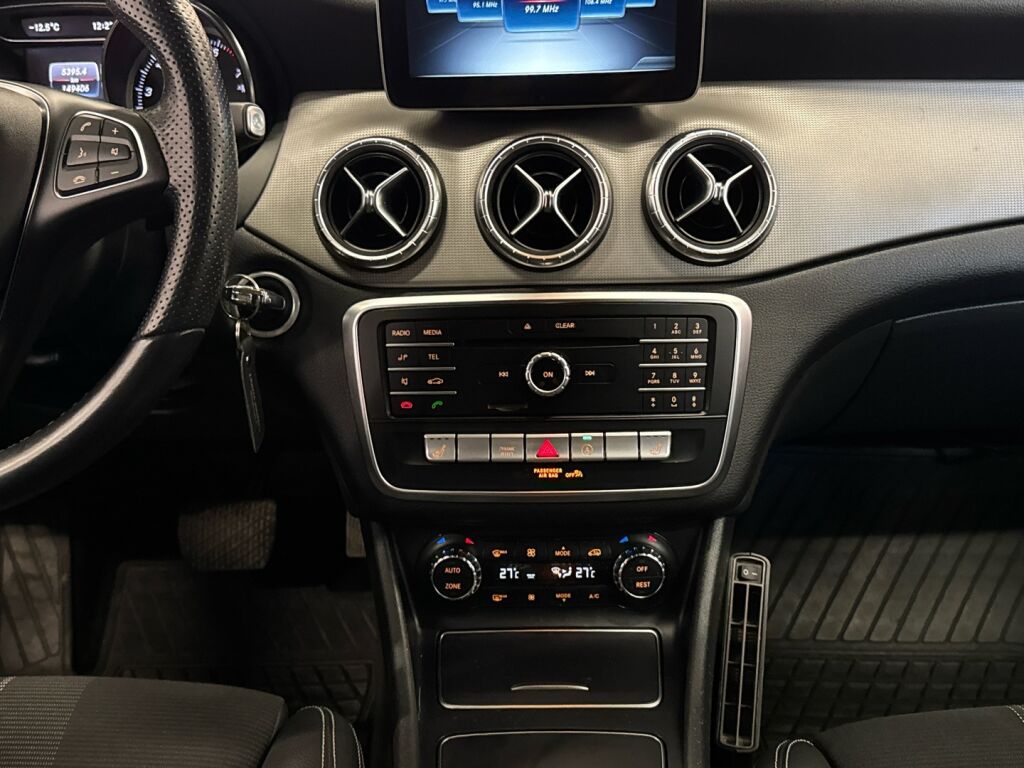 Mercedes-Benz CLA 2019 Musta