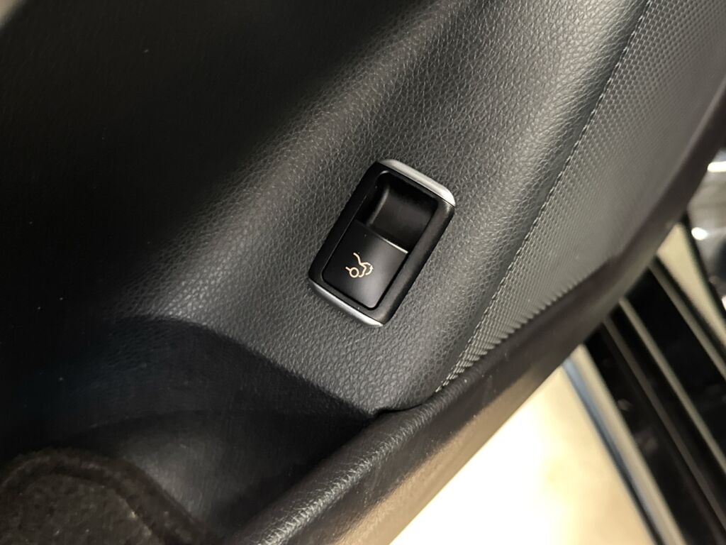 Mercedes-Benz CLA 2019 Musta