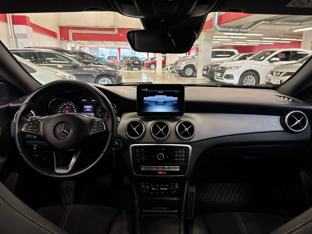 Mercedes-Benz CLA 2019 Musta