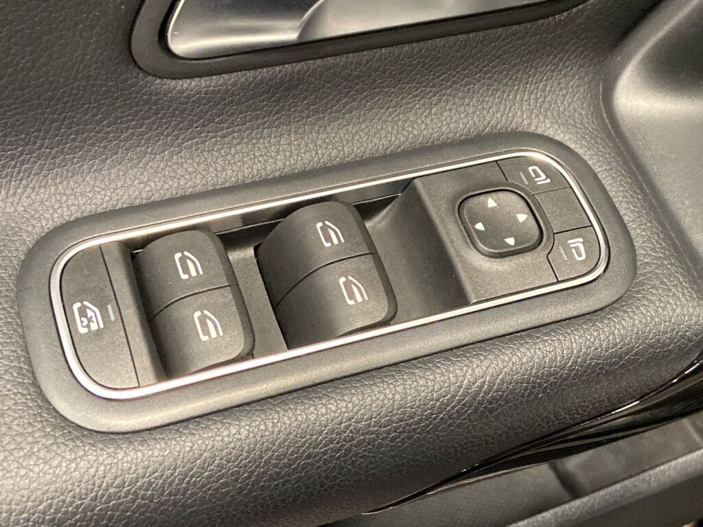 Mercedes-Benz A 2019 Musta