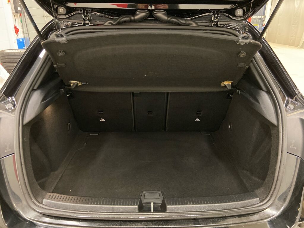 Mercedes-Benz A 2019 Musta