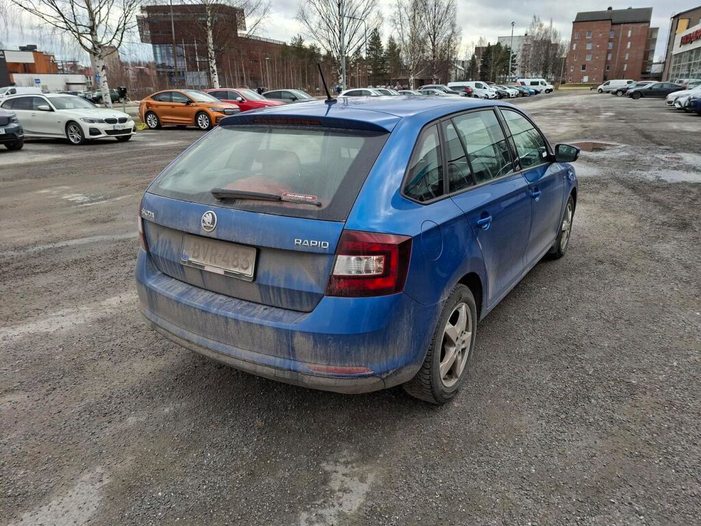 Skoda Rapid 2019 Sininen