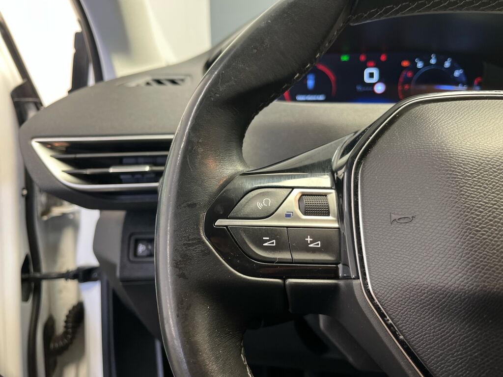 Peugeot 3008 2019 Valkoinen