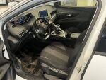 Peugeot 3008 2019 Valkoinen