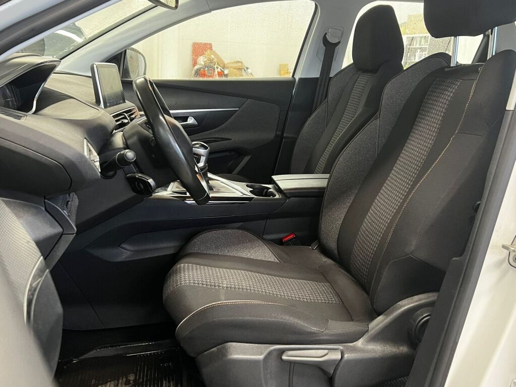 Peugeot 3008 2019 Valkoinen