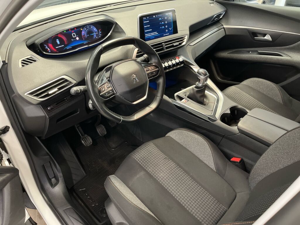 Peugeot 3008 2019 Valkoinen