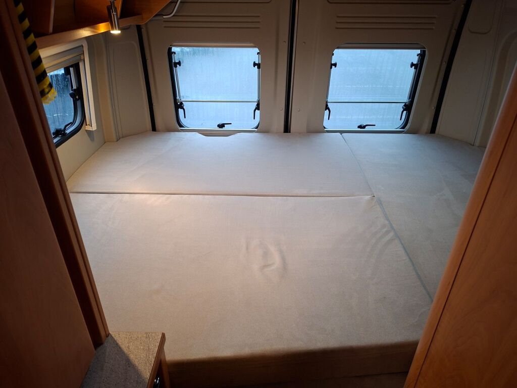 Pössl 2 WIN Plus VAN 600 2019 Hopea