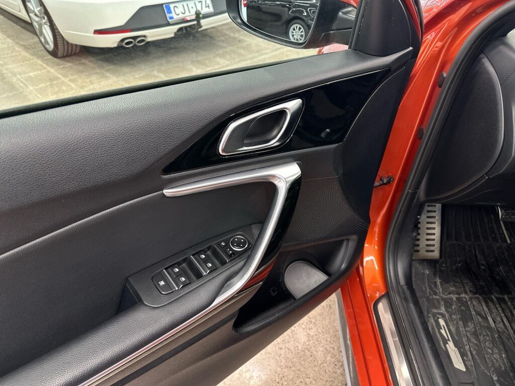 Kia ProCeed 2019 Oranssi