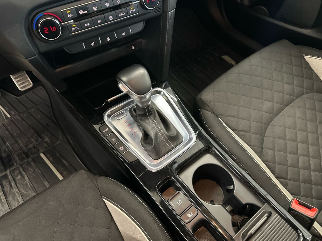 Kia ProCeed 2019 Oranssi
