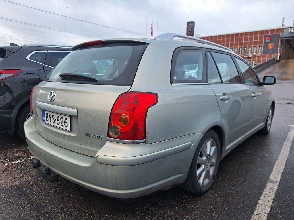 Toyota Avensis 2006 Vihreä
