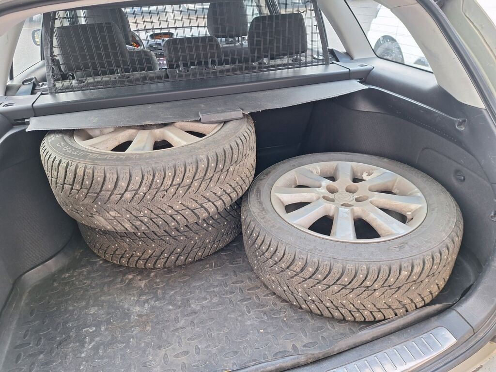 Toyota Avensis 2006 Vihreä