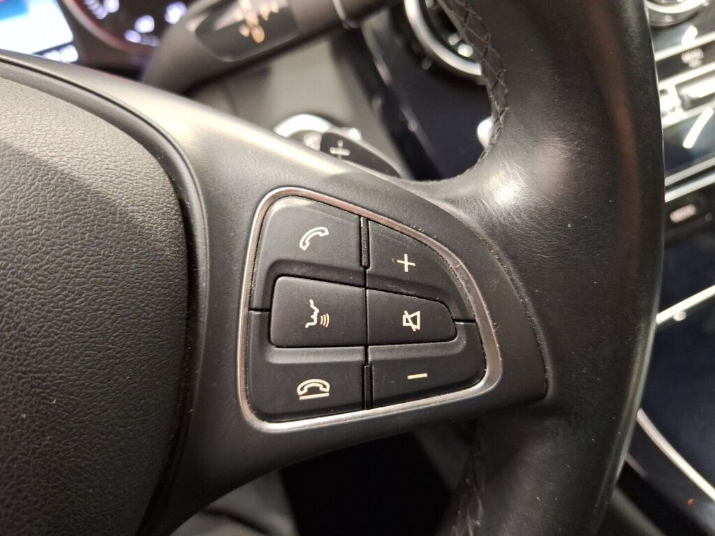 Mercedes-Benz C 2016 Harmaa