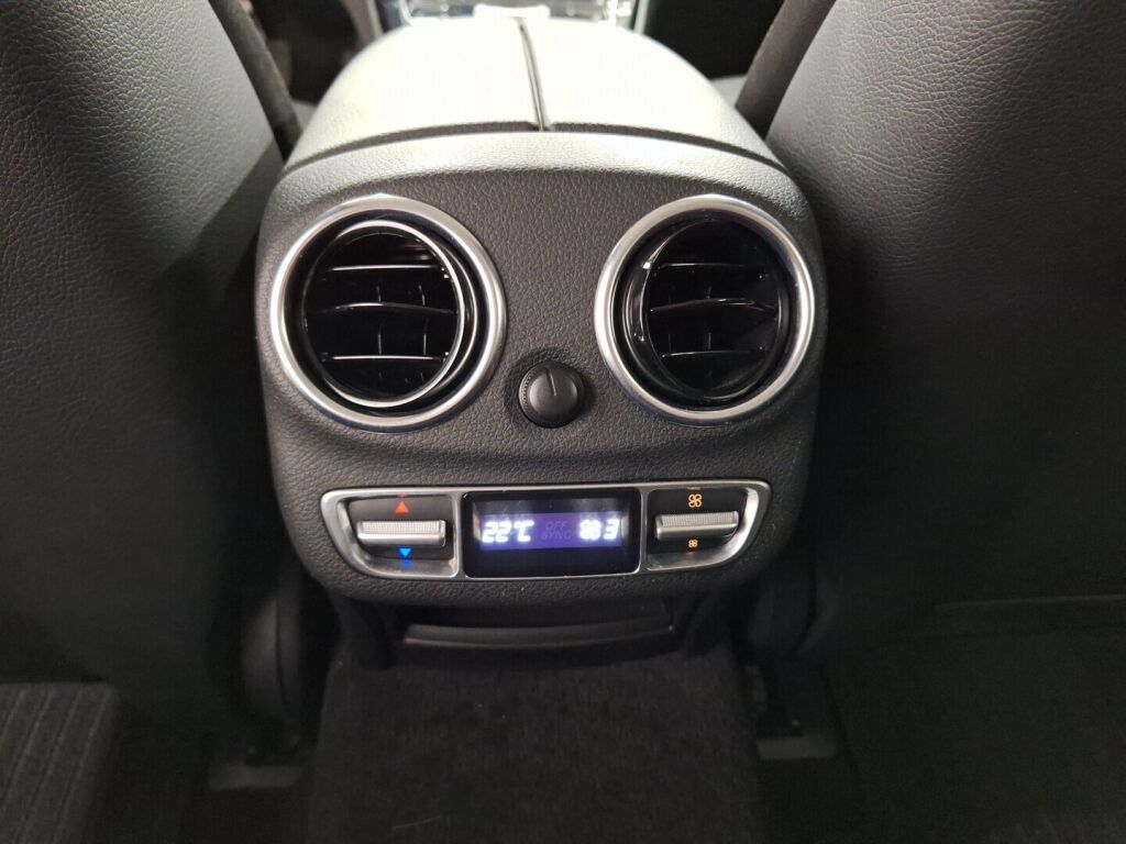 Mercedes-Benz C 2016 Harmaa