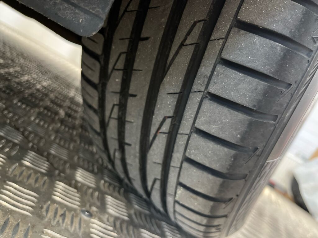 Mercedes-Benz E 2015 Sininen