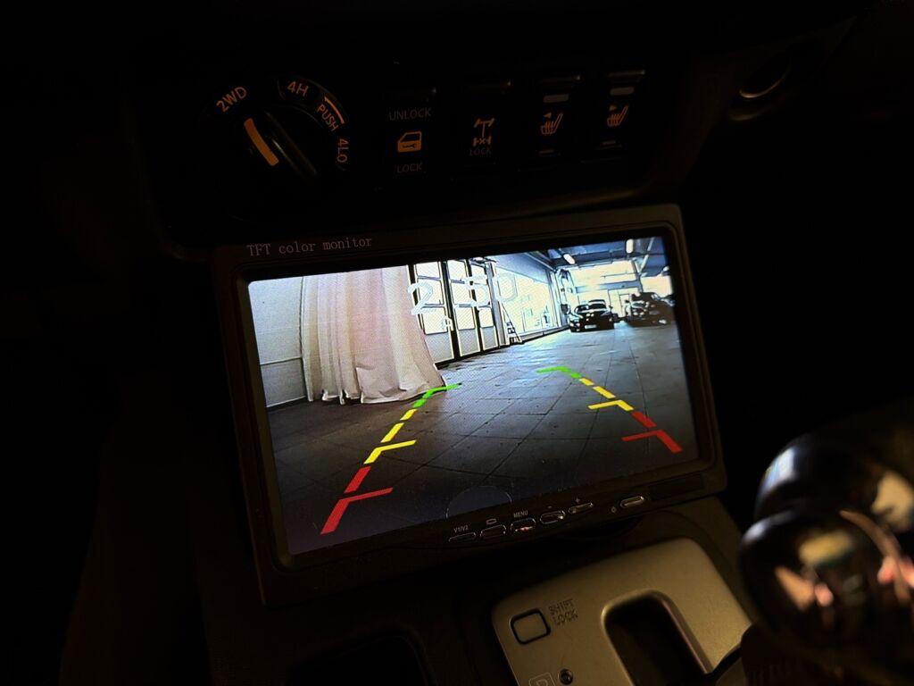 Nissan Navara 2008 Musta