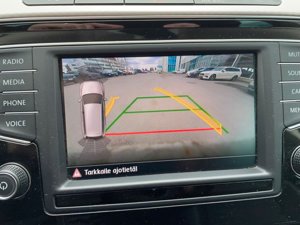 Volkswagen Passat 2017 Valkoinen