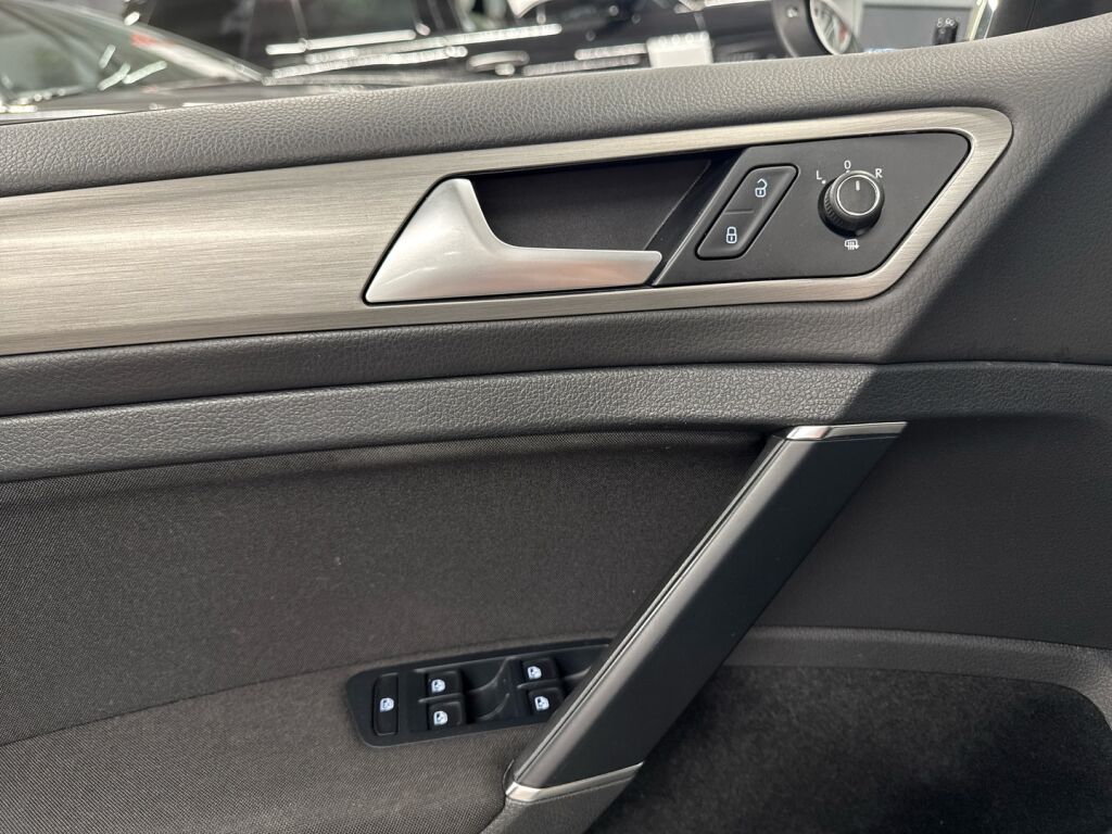 Volkswagen Golf 2015 Harmaa