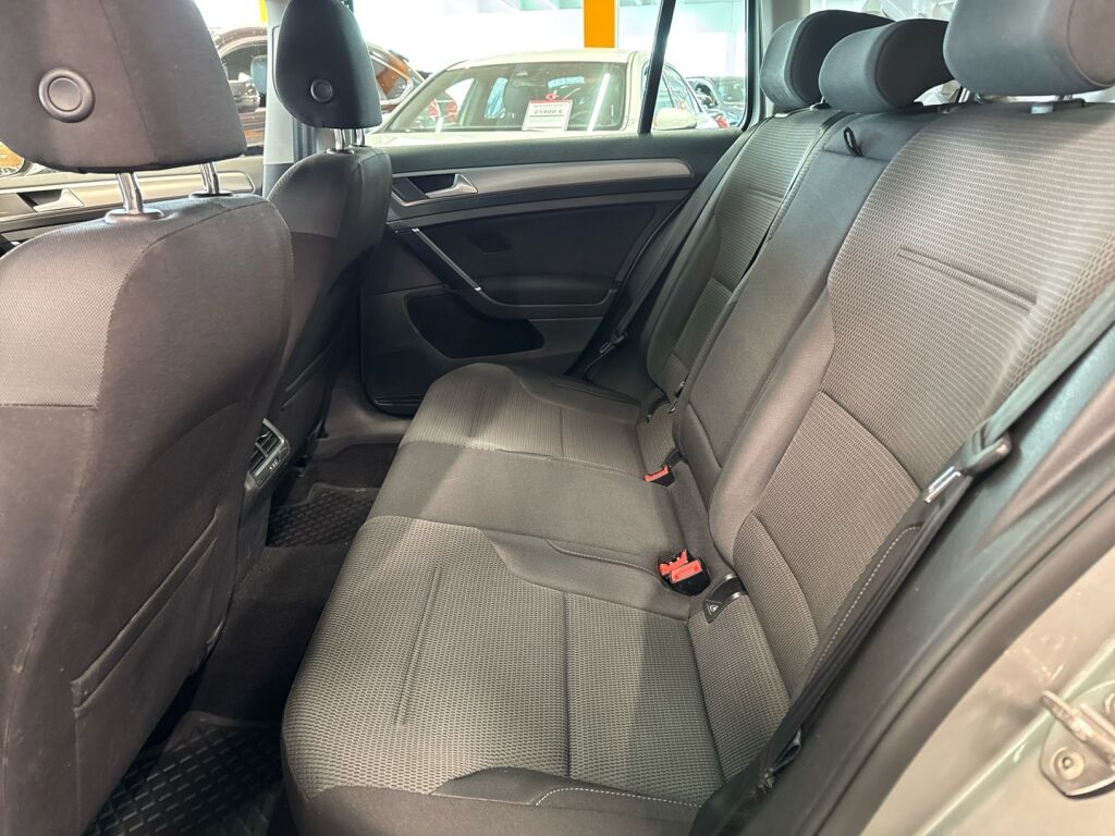 Volkswagen Golf 2015 Harmaa