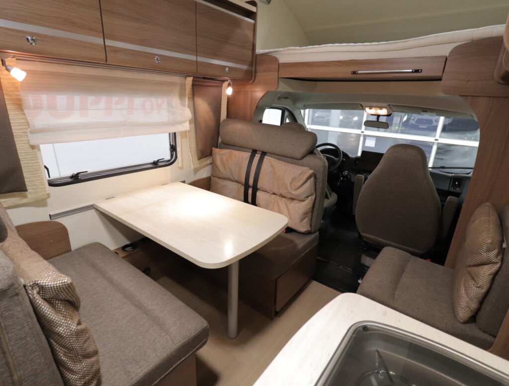 Bürstner ARGOS TIME A660 2015 Valkoinen