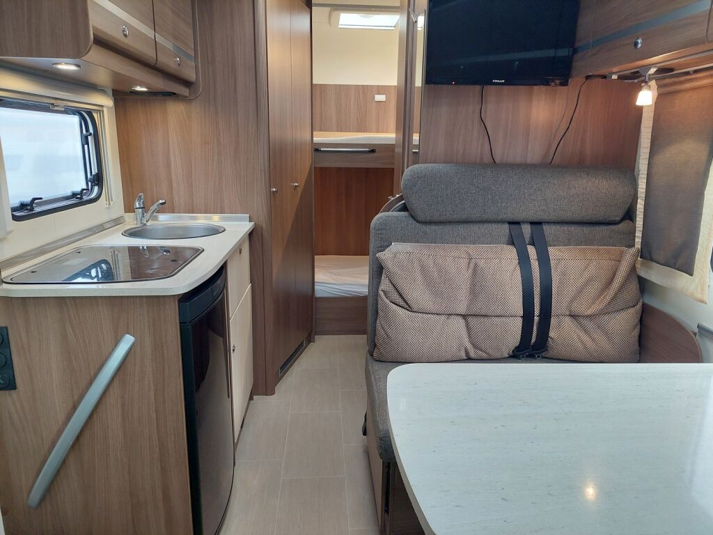 Bürstner ARGOS TIME A660 2015 Valkoinen