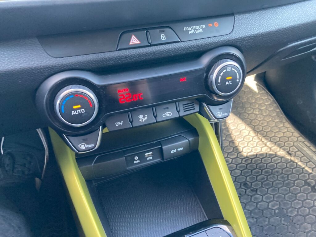Kia Stonic 2019 Valkoinen