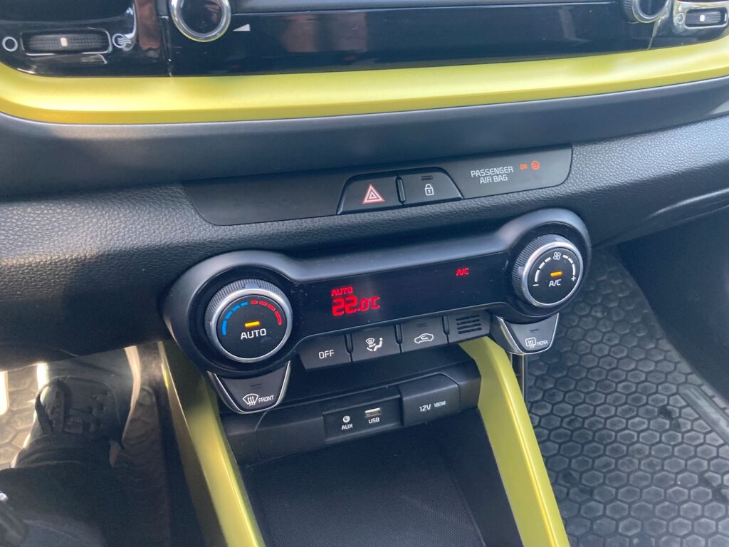 Kia Stonic 2019 Valkoinen
