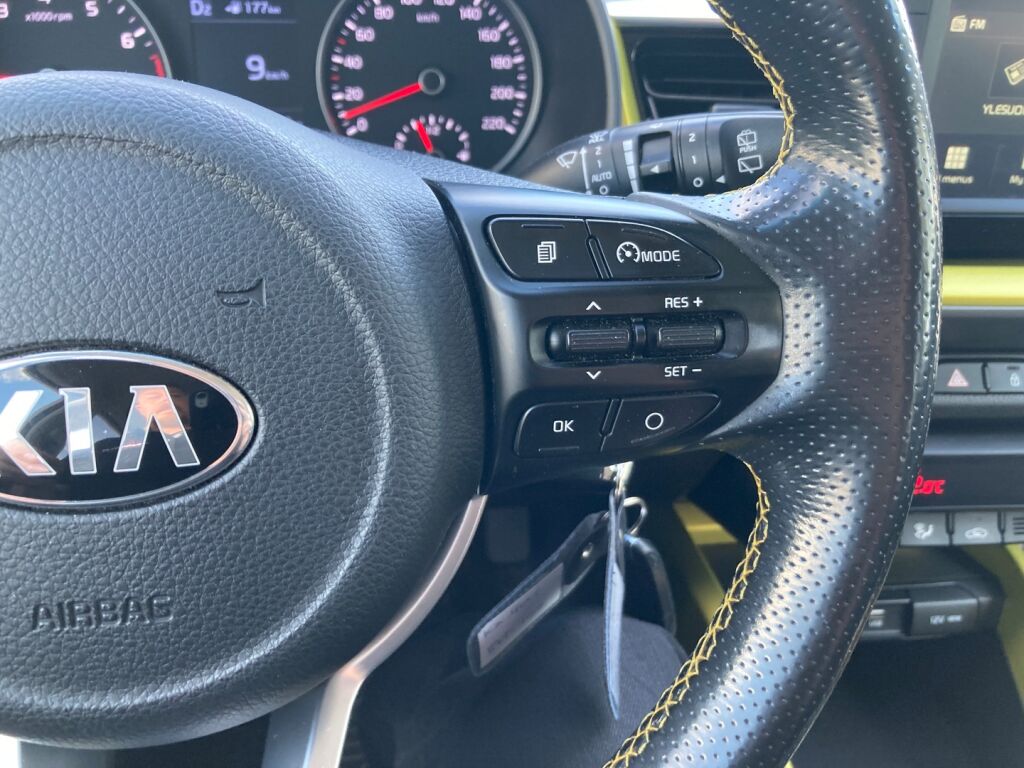 Kia Stonic 2019 Valkoinen