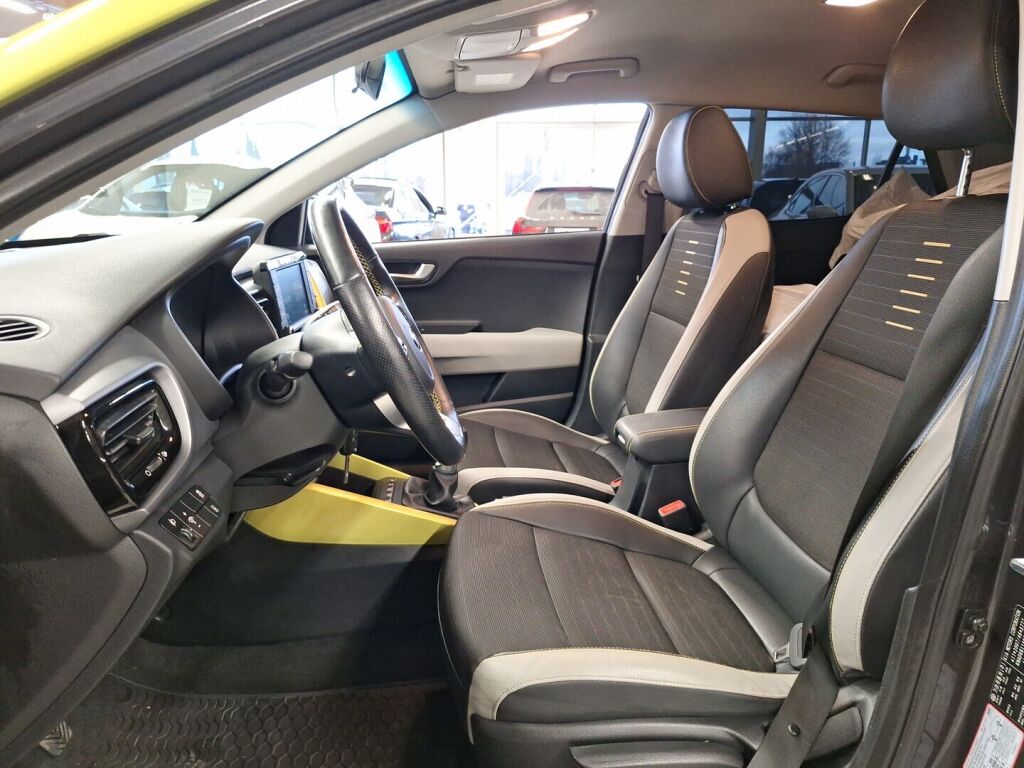 Kia Stonic 2019 Harmaa