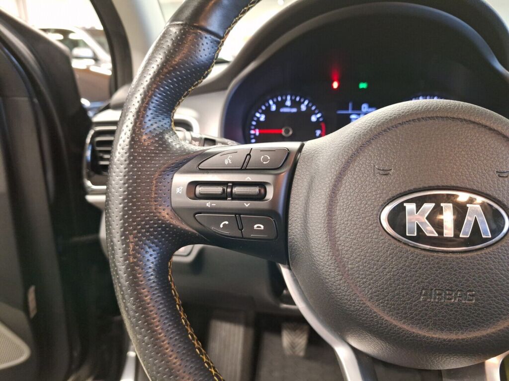 Kia Stonic 2019 Harmaa