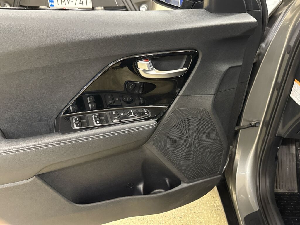 Kia Niro 2019 Harmaa