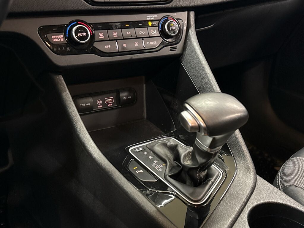 Kia Niro 2019 Harmaa